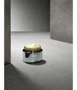 BABOR Doctor Babor Triple Pro-Retinol Renewal Cream Gesichtscreme -Babor Verkaufsgeschäft 4015165365310 visual3