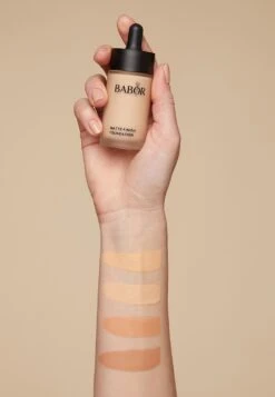 Babor MATTE FINISH FDT 04 ALMOND - Foundation - 4 Almond -Babor Verkaufsgeschäft 737ab7a4b83e44a9b1ec2bbb81ea3af9