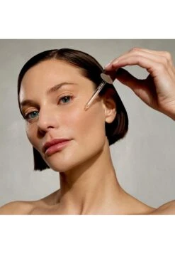 Babor DERMA FILLER SERUM - Serum -Babor Verkaufsgeschäft 903535eeb5d442e8913064dc1c820965