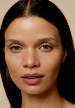 Babor COLLAGEN DELUXE FDT 05 SUNNY - Foundation - 2 Ivory -Babor Verkaufsgeschäft ad5b8f3483a648efbc800cb1cc812ec6